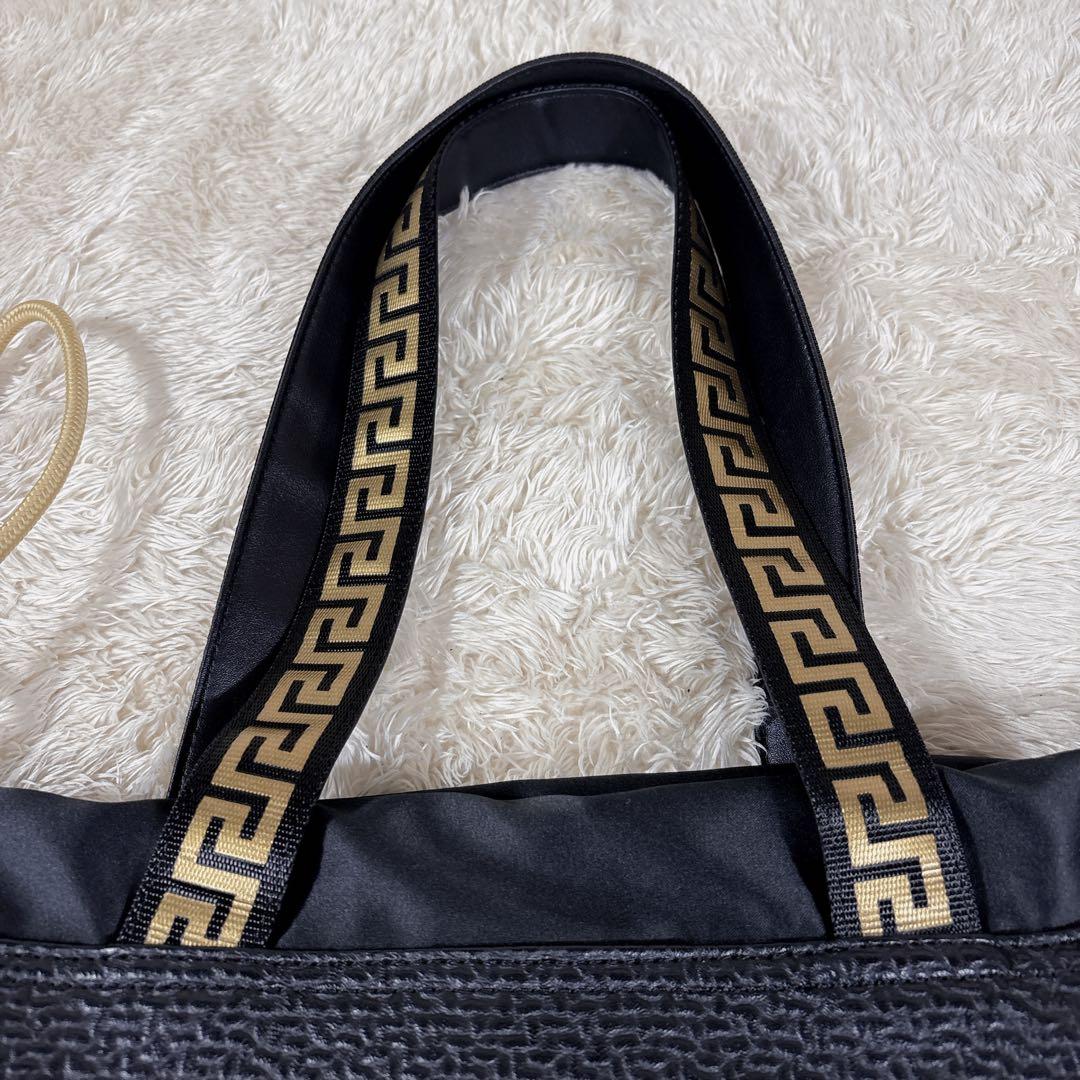 VERSACE ヴェルサーチ トートバッグ メデューサ 巾着 レザー A4 黒