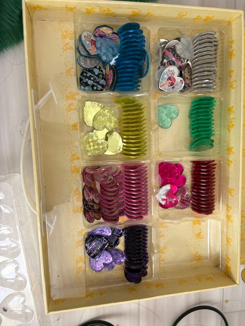 シンフォニアトランク　プリズムストーン156個