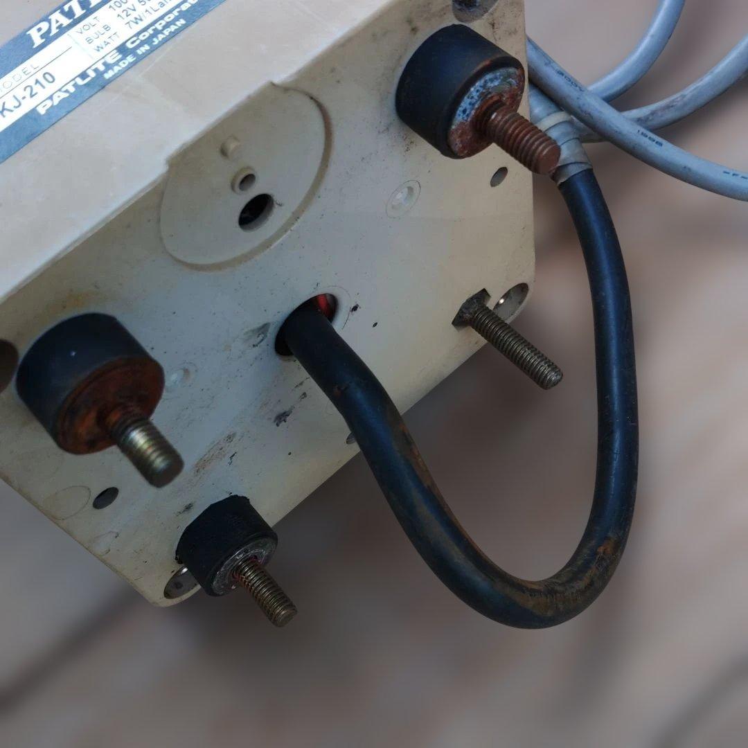 パトライト　回転灯　２段式　中古　稼働品