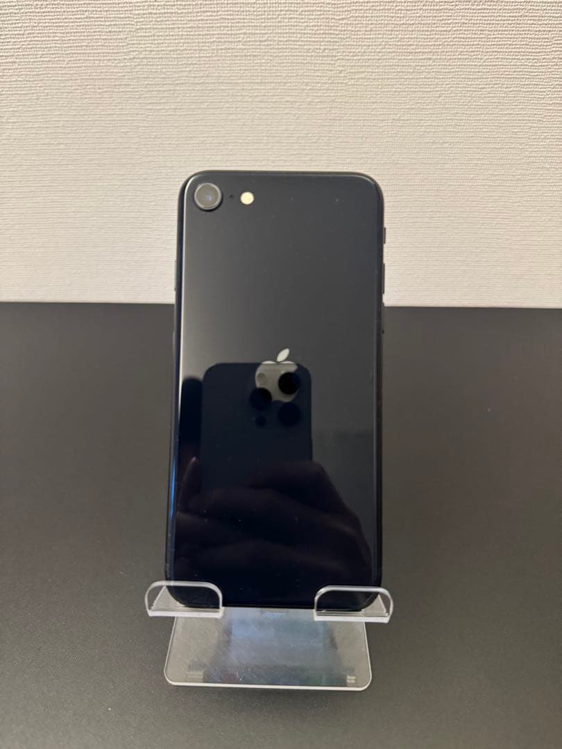 極美品 128GB Apple iPhone SE 3 第三世代 日本版