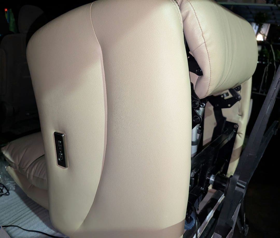 電動本革リクライニングパーソナルチェア(2モーターLE01BE)