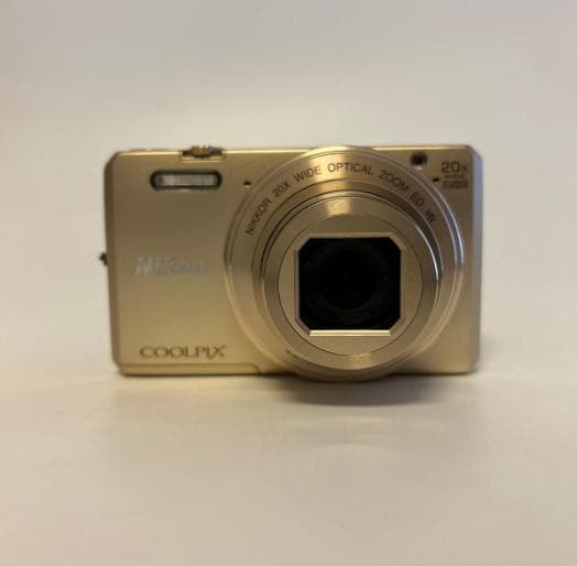 動作品　Nikon ニコン COOLPIX S7000 ゴールド