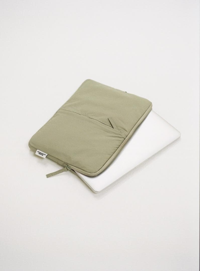 ノートPCケース OLEND Padded Laptop Sleeve / Olive