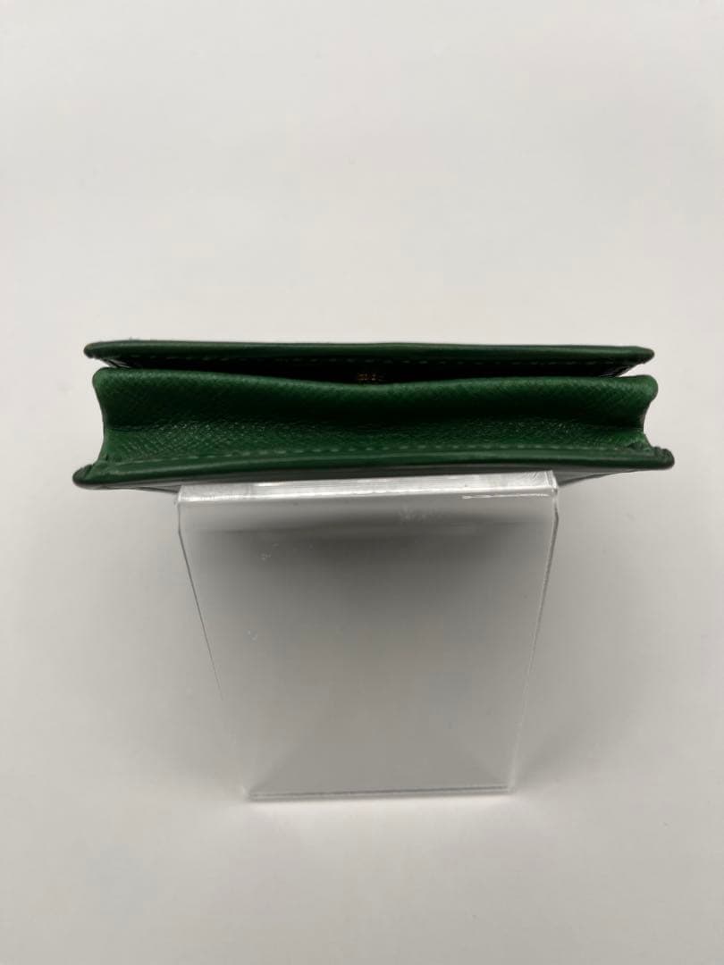 ルイヴィトン エピ ボルネオ グリーン ポルトモネ ボワット M63694