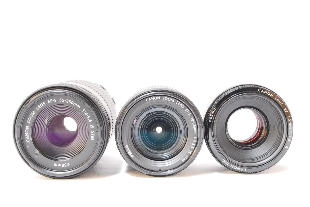 豪華フルセット✨Canon EOS KissX9i✨トリプルレンズ ストロボ付き