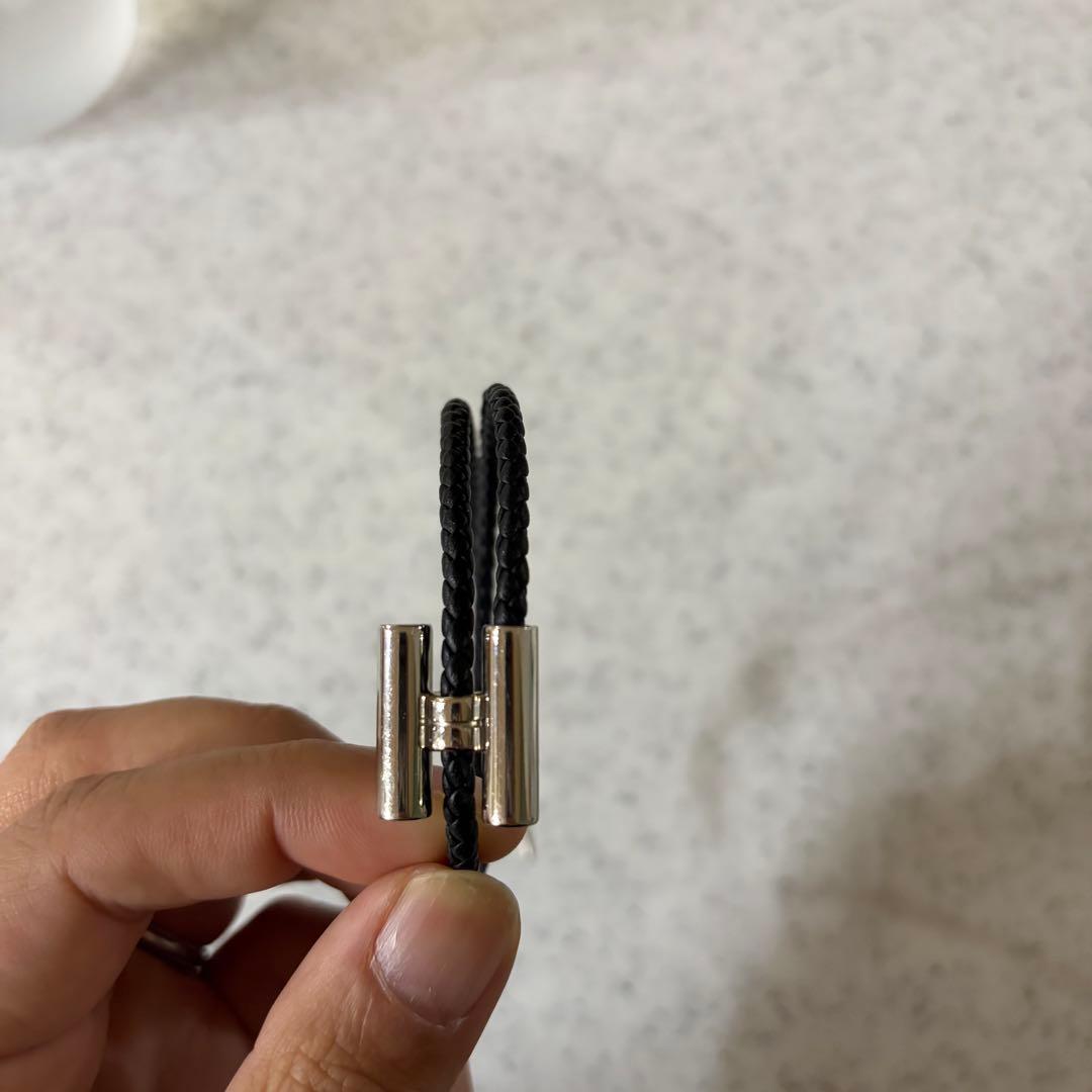 HERMES ブラックレザー 編み込みブレスレット