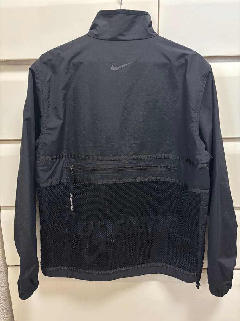 supreme NIKE トラック　ナイロンジャケット