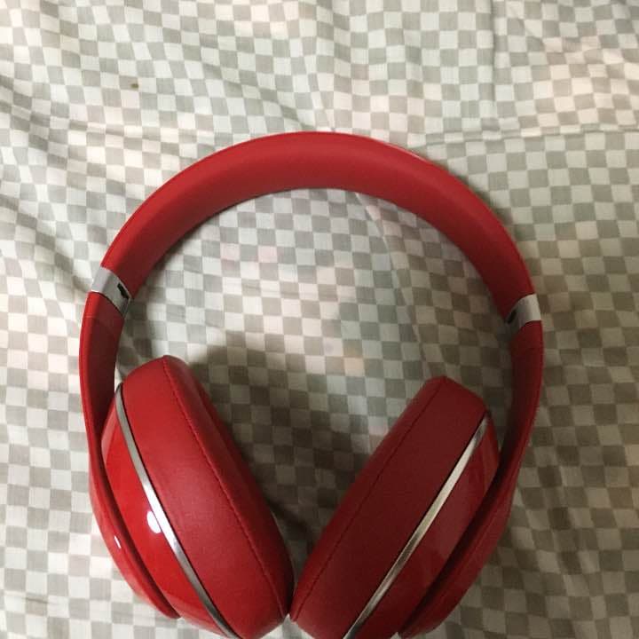 beats studio ノイズキャンセリング付き