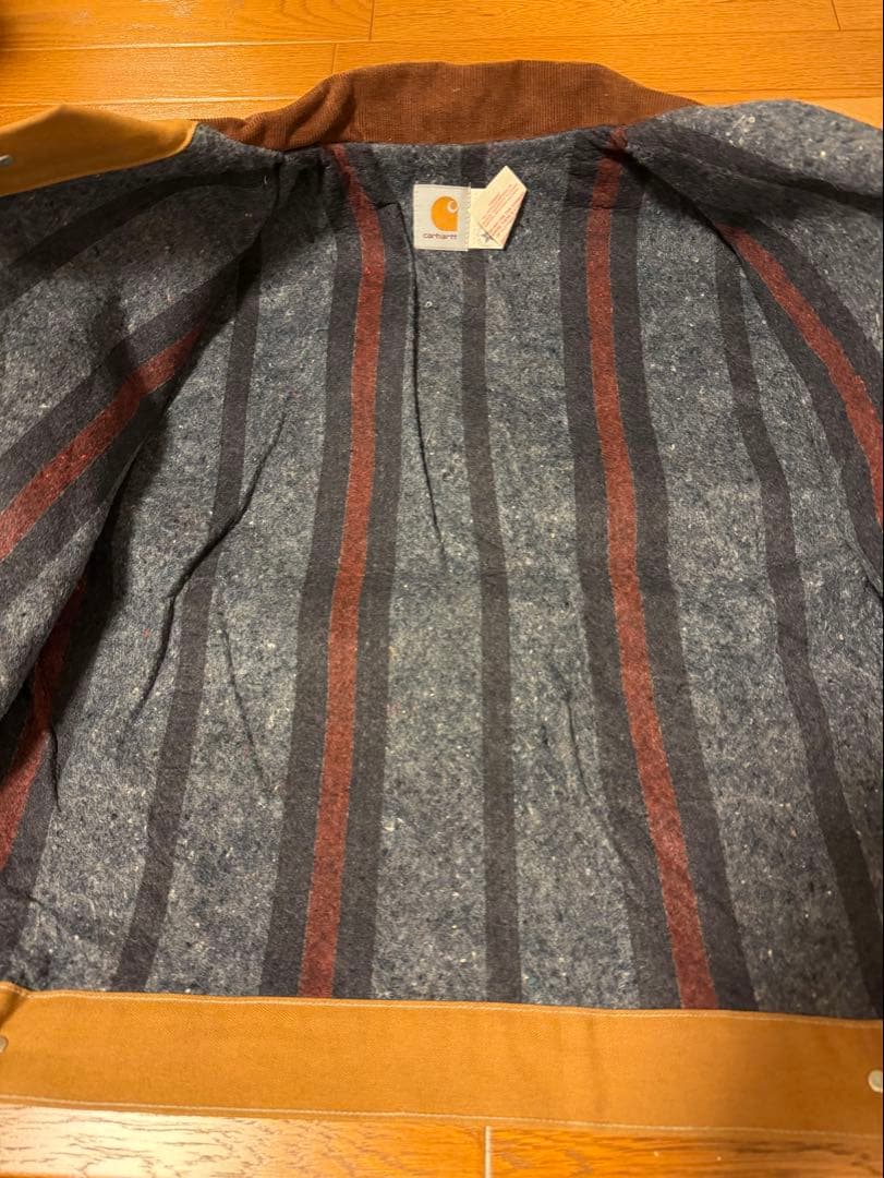 【USA製ヴィンテージ】Carhartt トラッカージャケットサイズ42【レア】