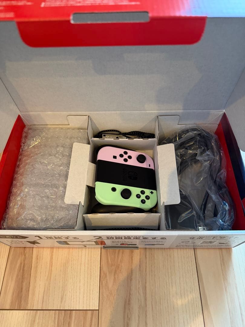 Nintendo Switch 本体 コントローラー4つ