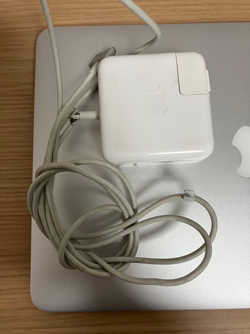 【美品】MacBook Air 11インチ Early 2014