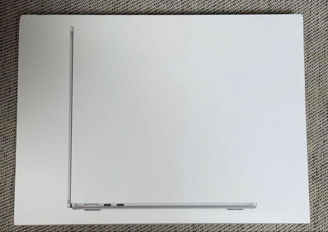 Apple MacBook 2025 M4 16G 256G シルバー