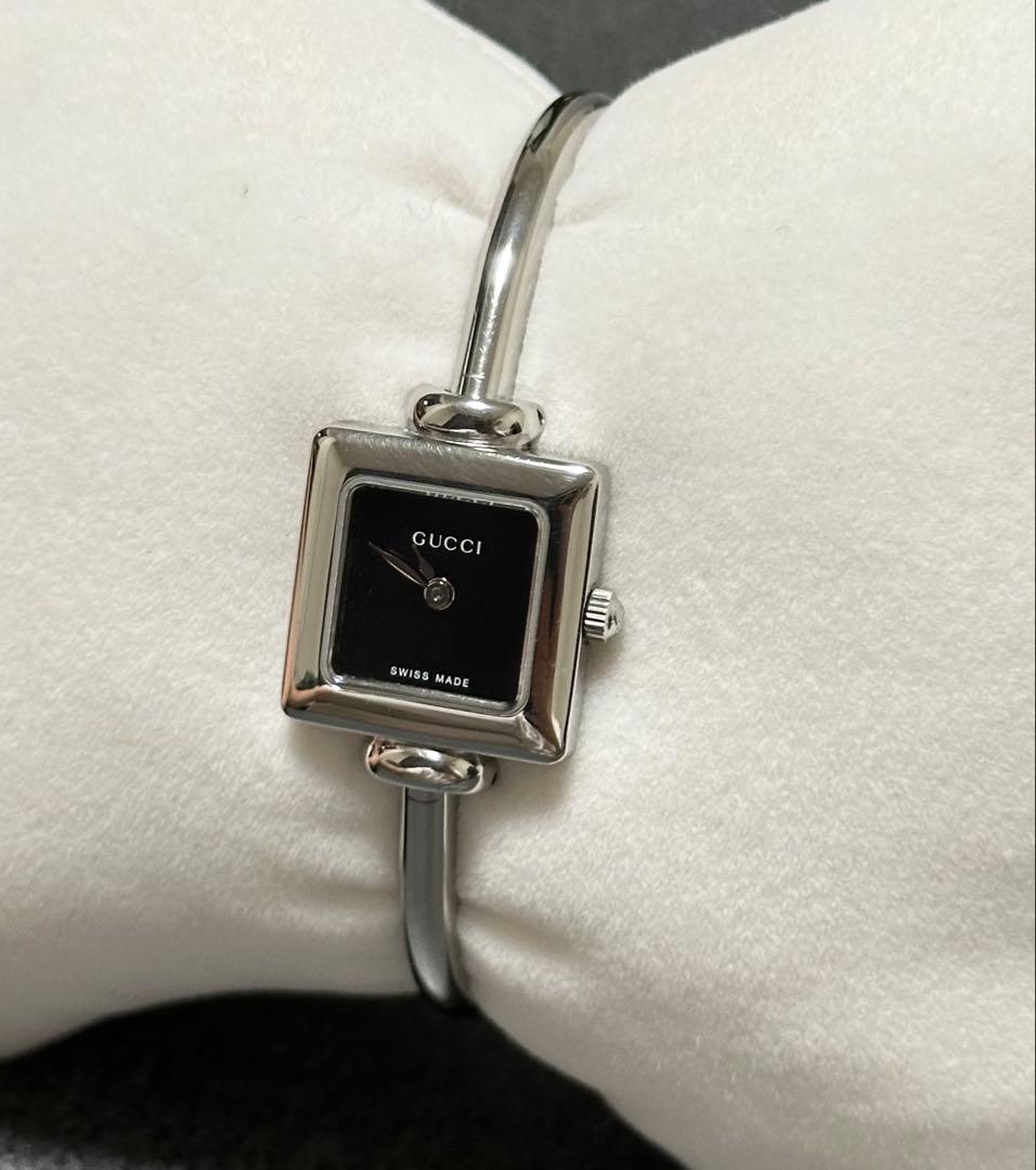 GUCCI バングルウォッチ1900L アナログ クウォーツ 黒文字盤