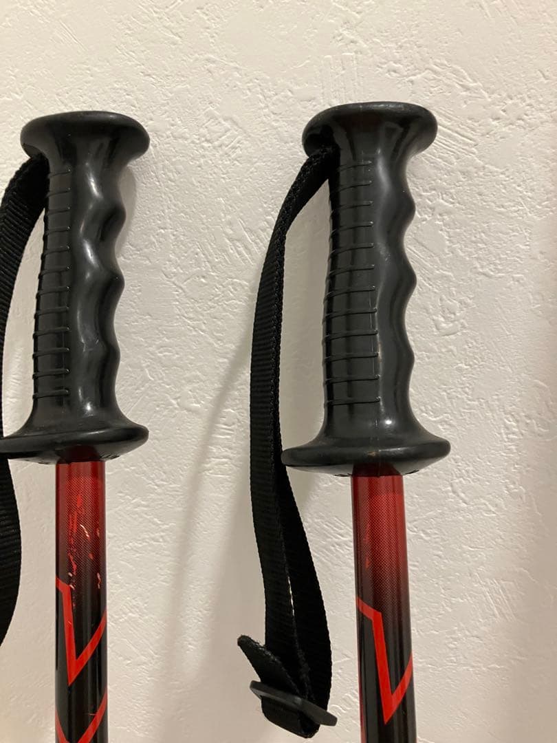 アトミック ATOMIC スキー板 ストック セット140cm 赤 バンド付き