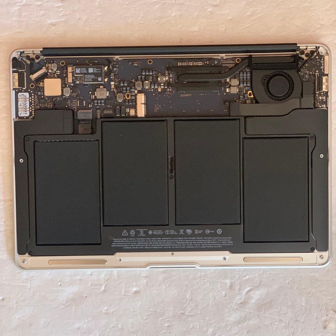 ジャンク MacBook Air 13インチ Eariy 2015 壊れています