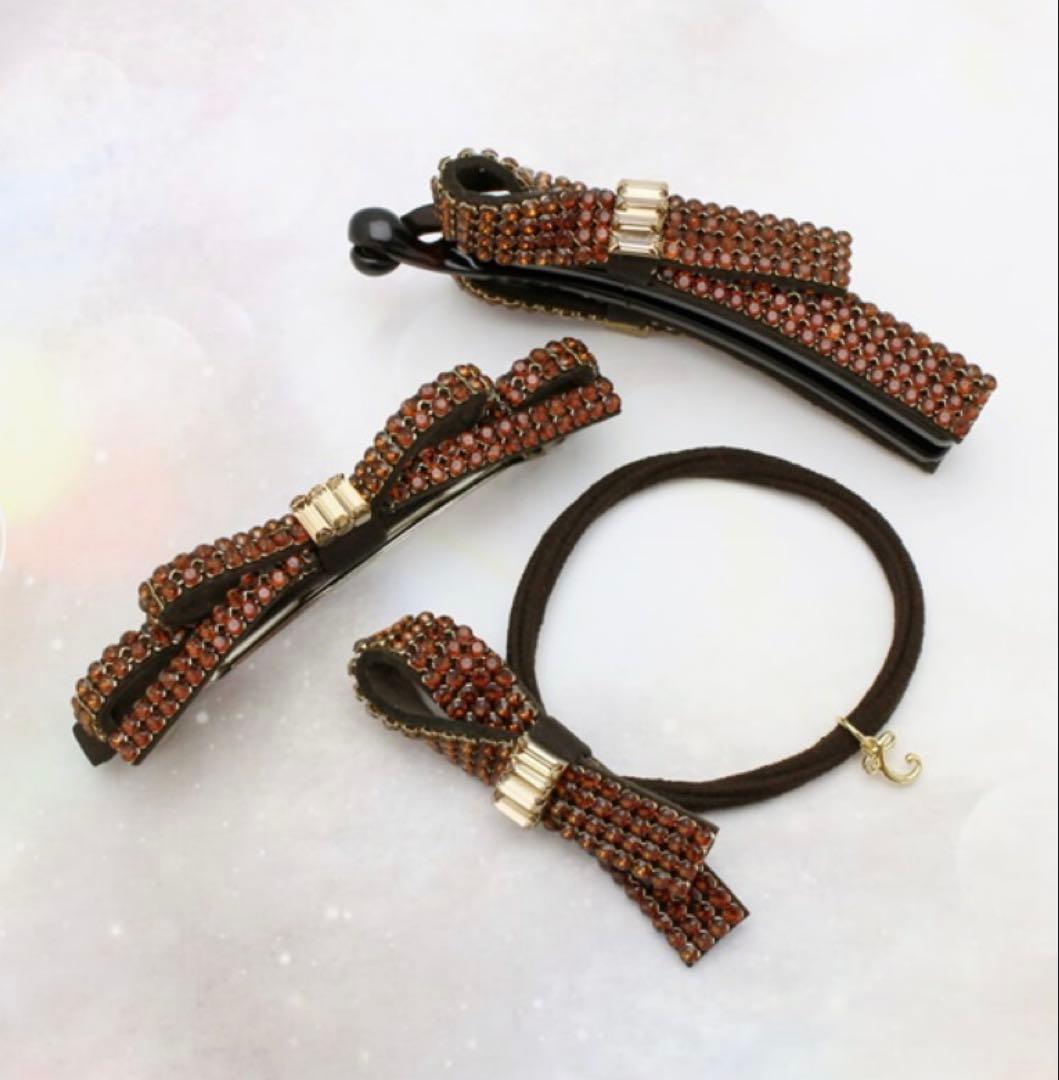 お値下げ中！【新品】コンプレックスビズ クリスタルメッシュパヴェ ポニー