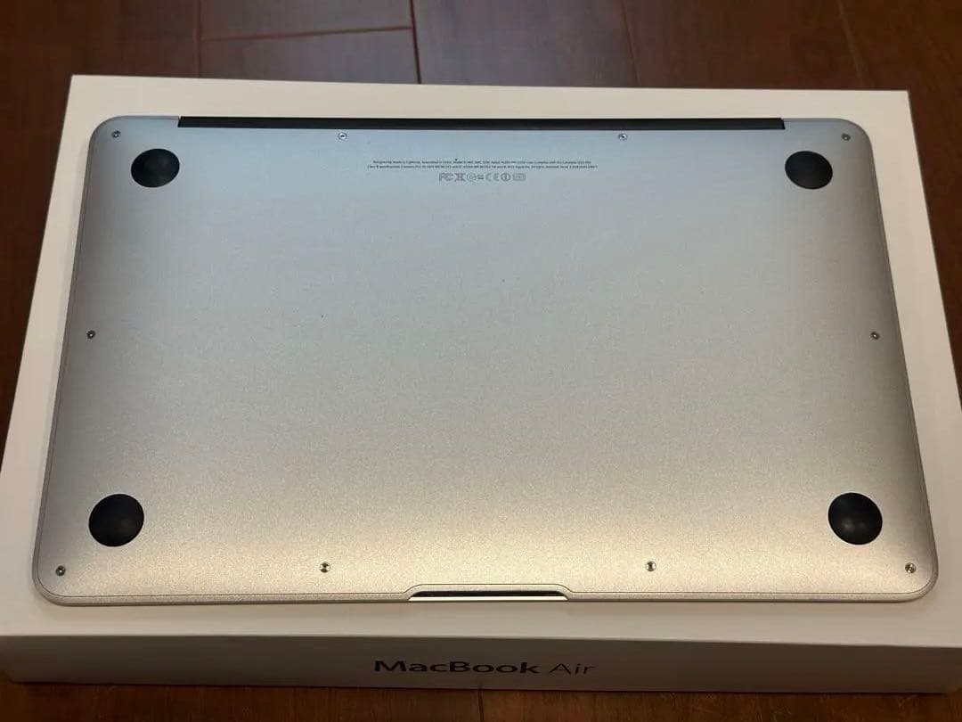 超美品付属品完備128GB MacBook Air 11インチ Mid 2012