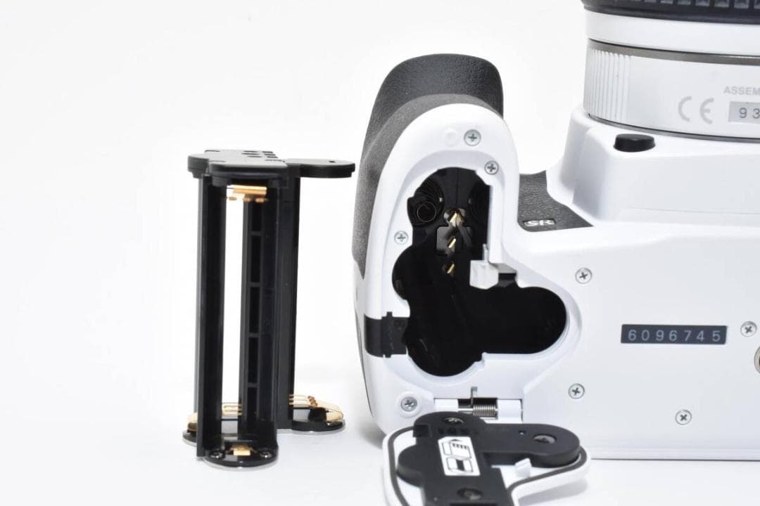 PENTAX K-50 SR ホワイト F3.5-5.6 18-55mm