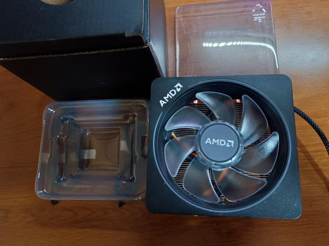 AMD Ryzen7 5700X + AMD純正クーラー