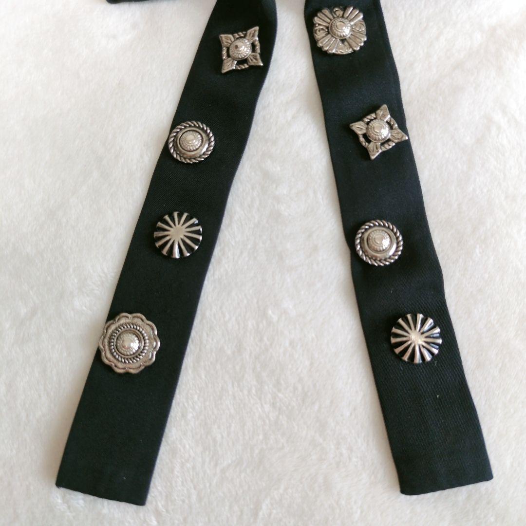 TOGA TOOトーガトゥ　メタルコンチョリボンタイ　TAKUYA着用　ブラック