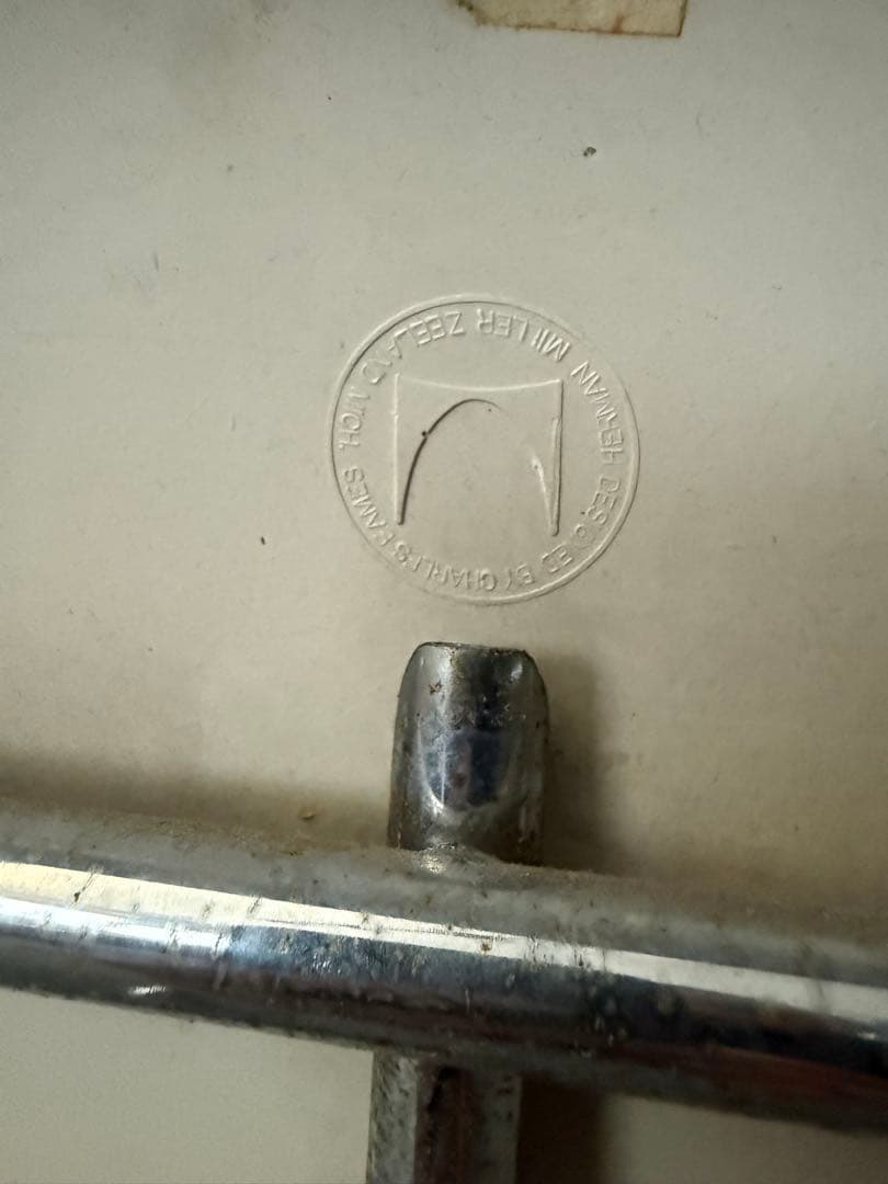 Herman Miller Eames 2ピースチェア 青