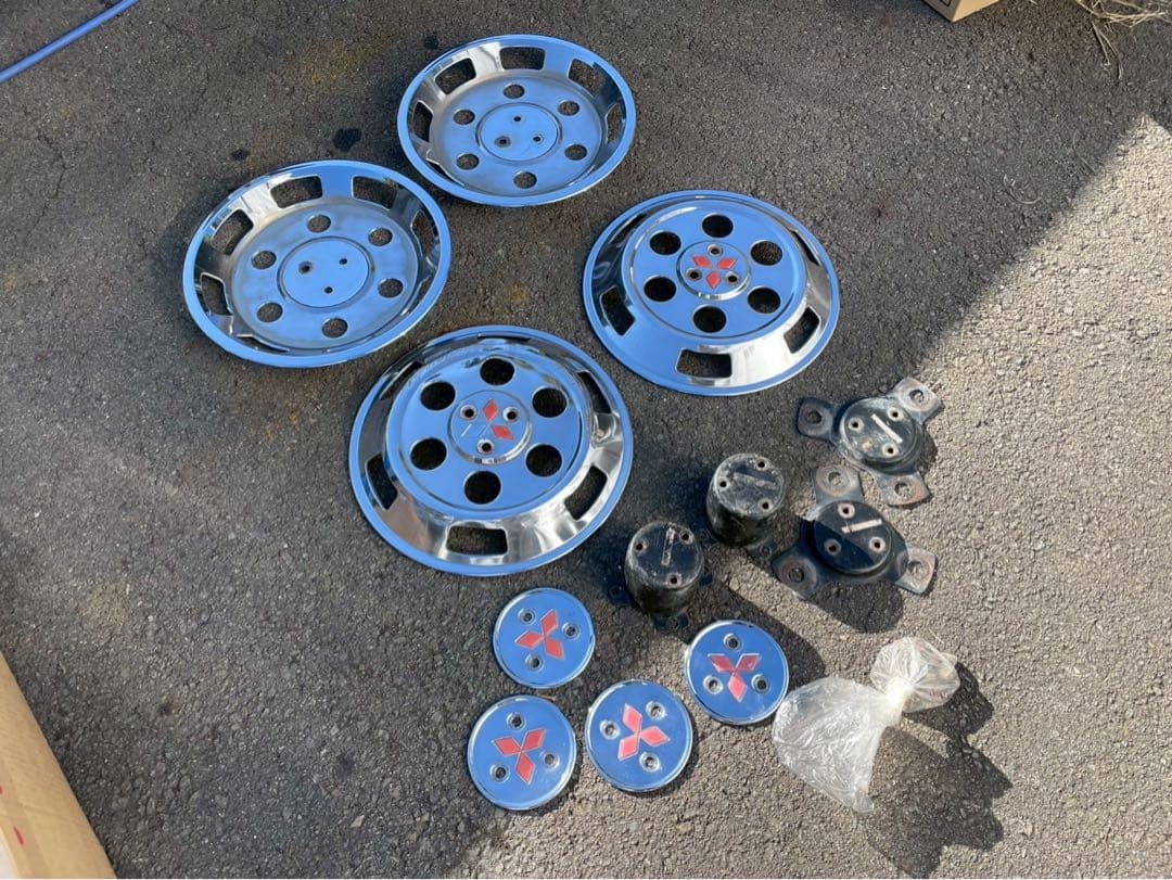 ブラケット付　メッキ　キャンター　ホイールカバー　ホイールキャップ　14インチ