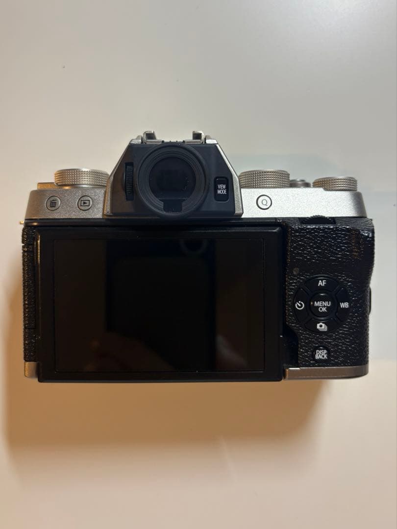 FUJIFILM X-T100 XC15-45mm F3.5-5.6レンズ付き