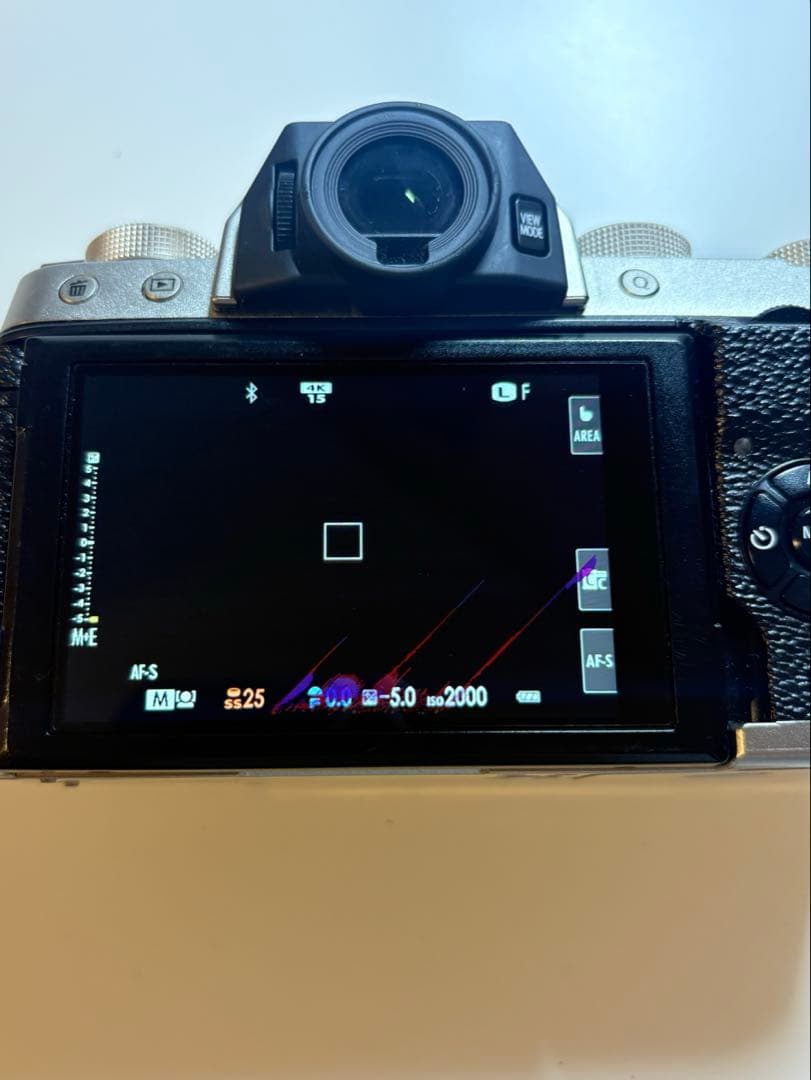 FUJIFILM X-T100 XC15-45mm F3.5-5.6レンズ付き