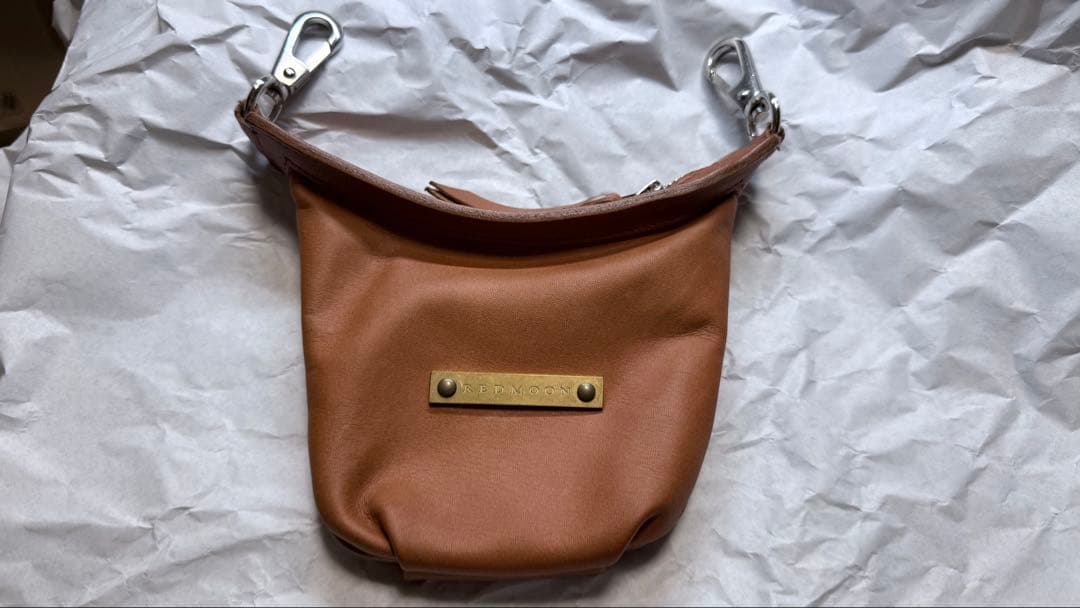 レッドムーン ベルトポーチ ミニバッグ