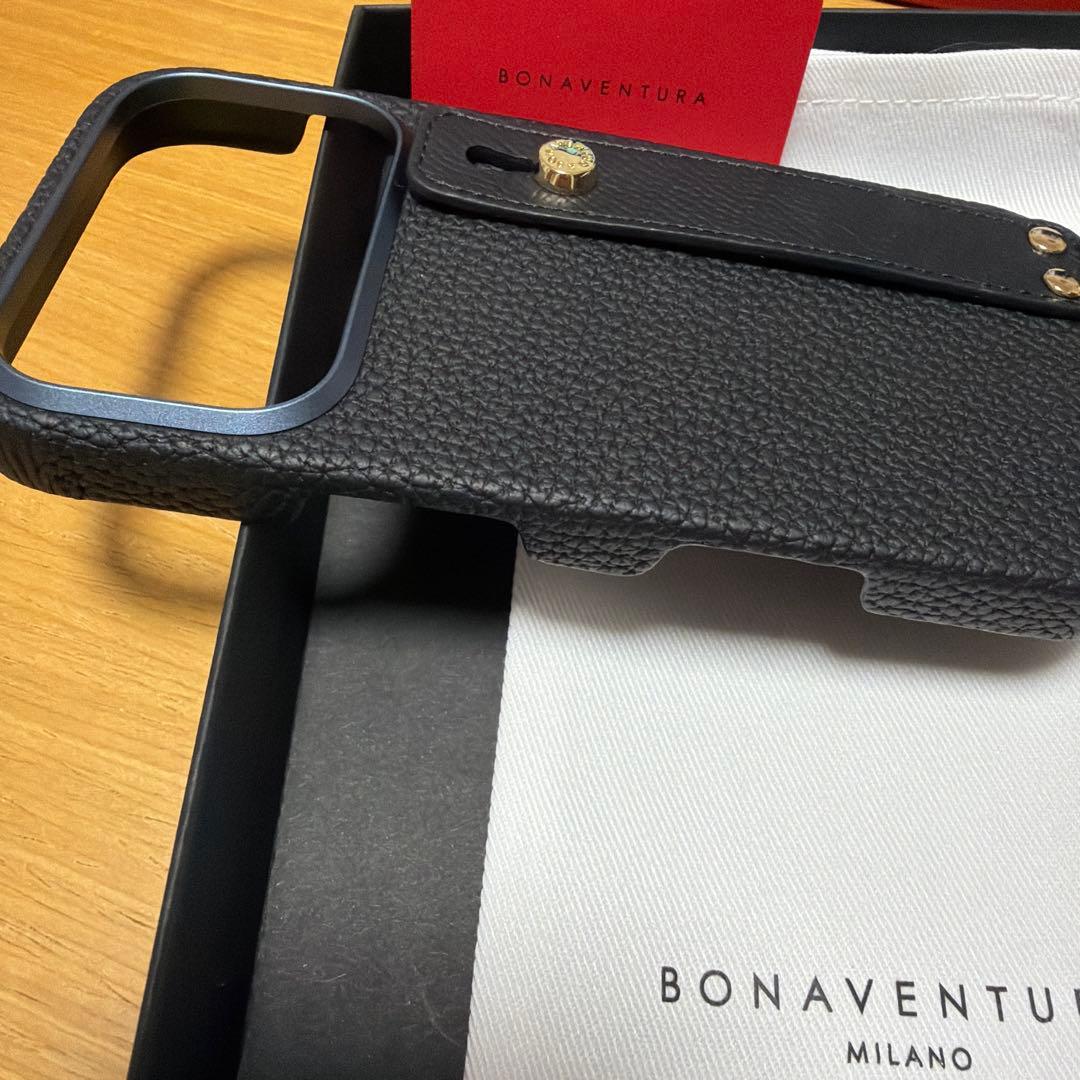 超美品✳︎ボナベンチュラ　iPhone17proケース　ブラック