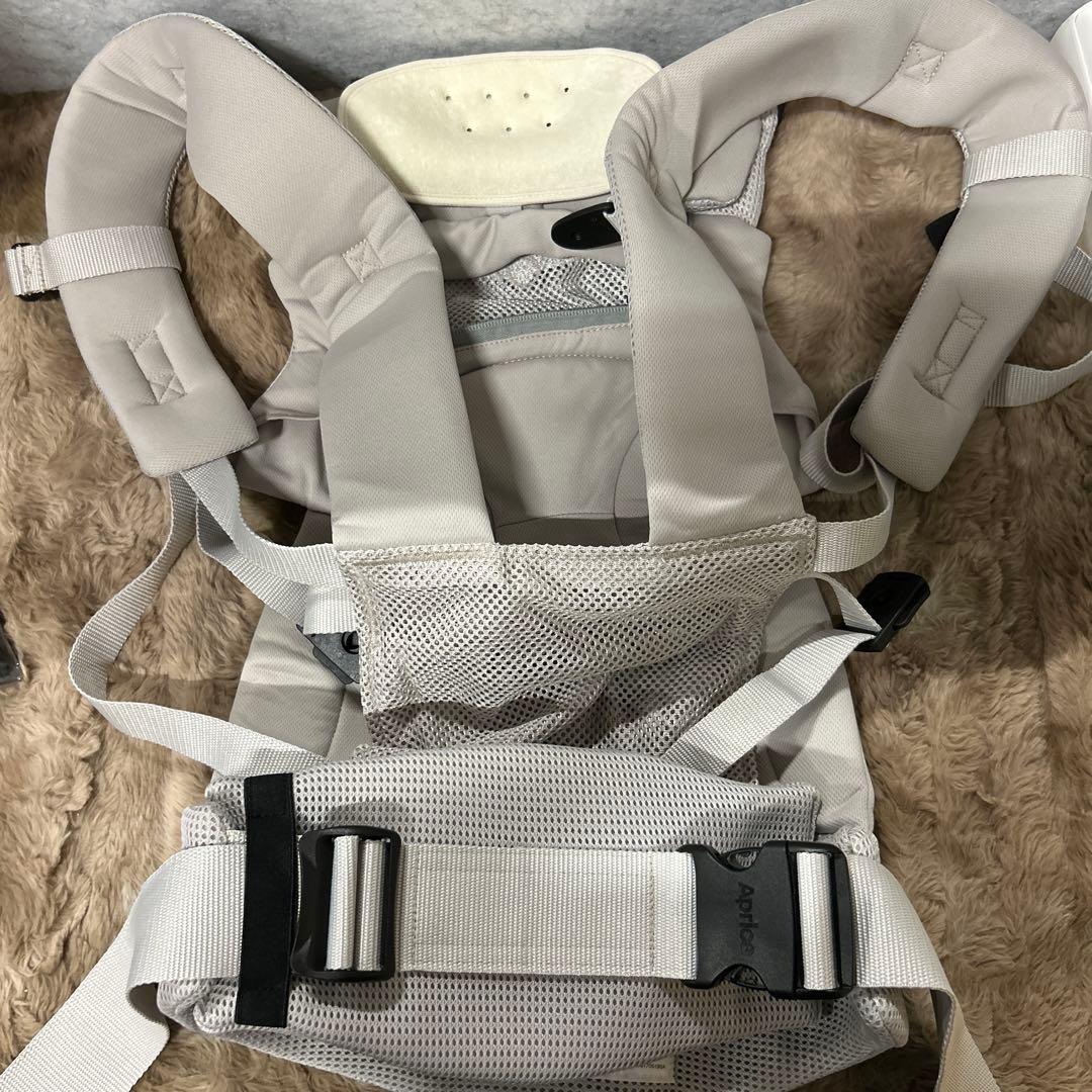 Aprica ラクリスAB 抱っこ紐　ホワイトアッシュ