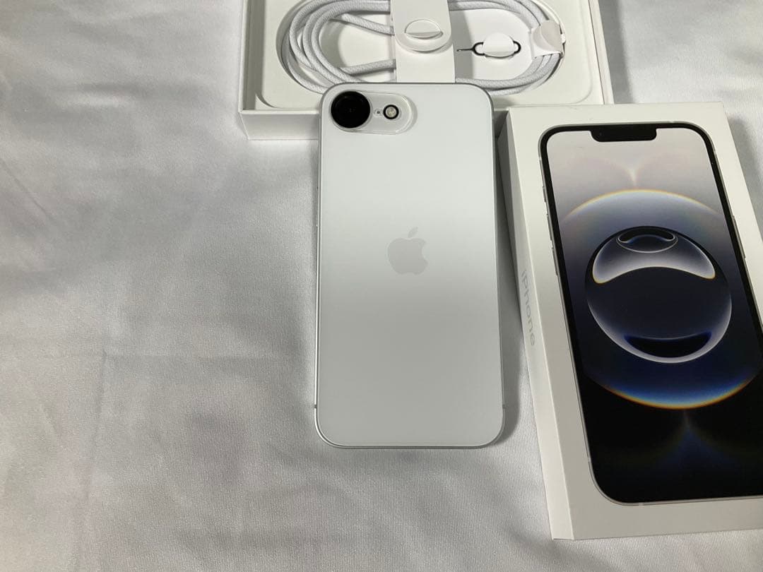 iPhone16e 256GB ホワイト