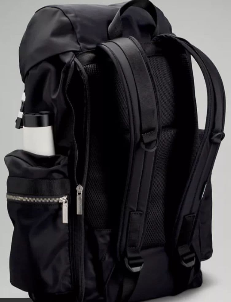 c*l様 【美品】lululemon/ルルレモン バックパック 25L 定価20