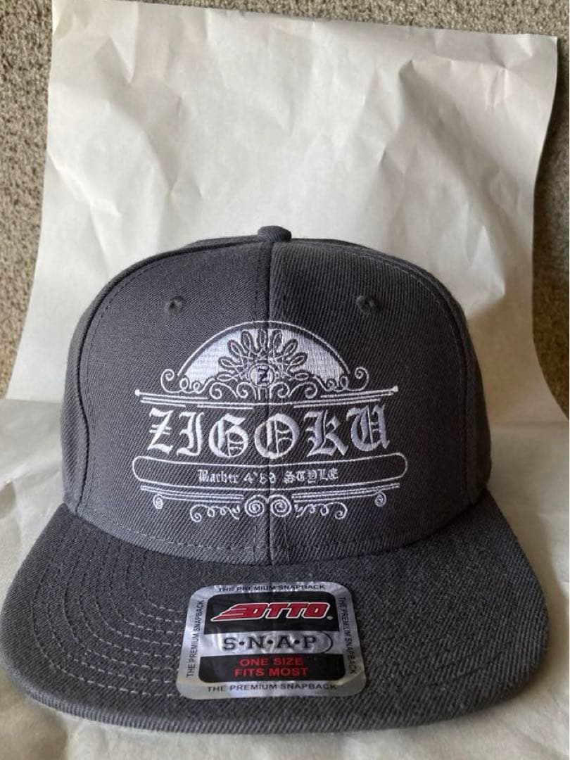 希少　美品！　速完！激レアなzigoku キャップ　デブスタ　コレクション