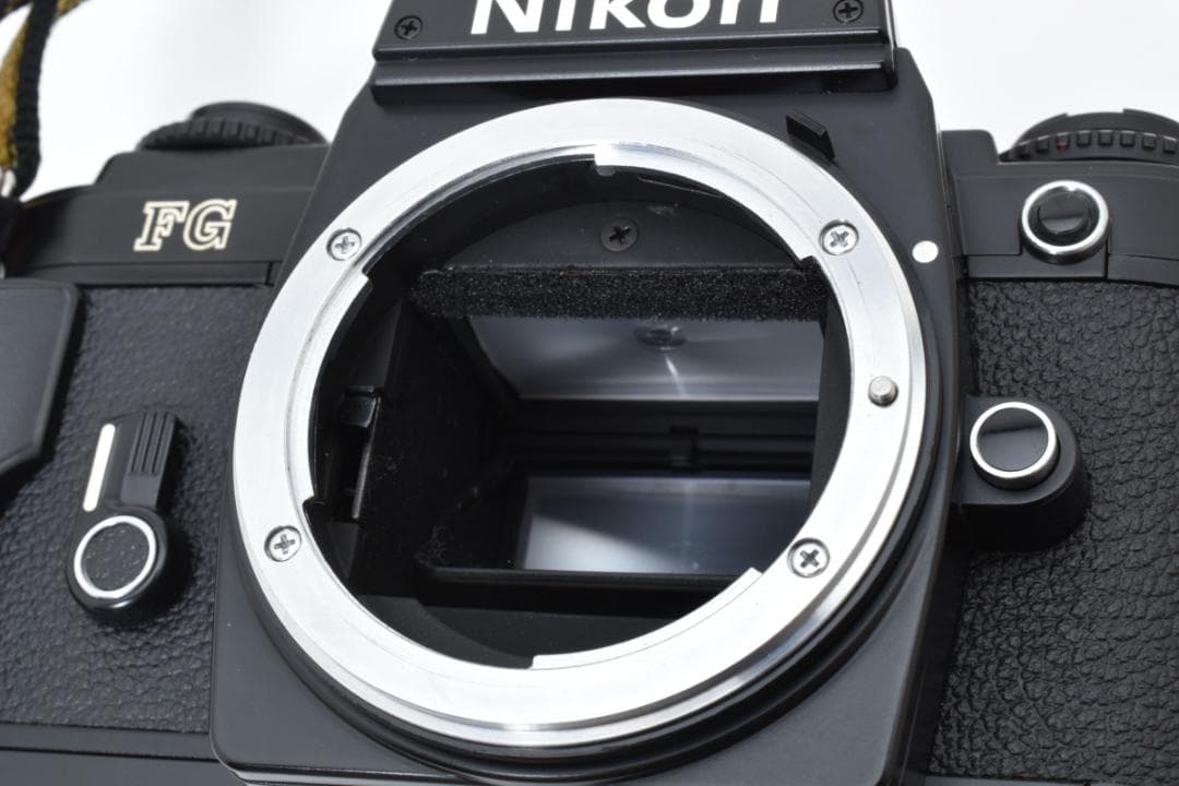 超美品 NIKON FG ブラック 箱付き 説明書 モルト新品交換済 H088