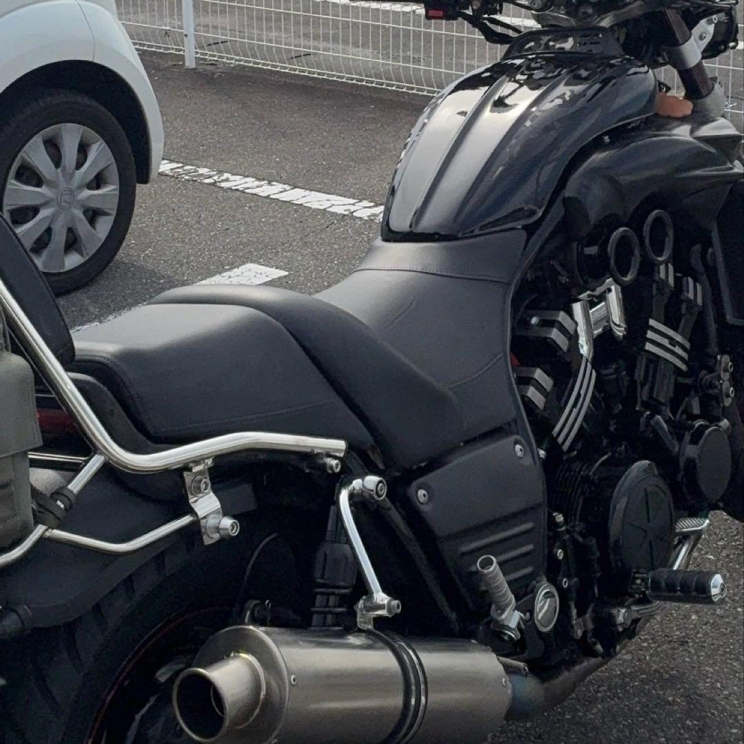 VMAX 純正シート　表皮張替え済み　前後セット　V-MAX