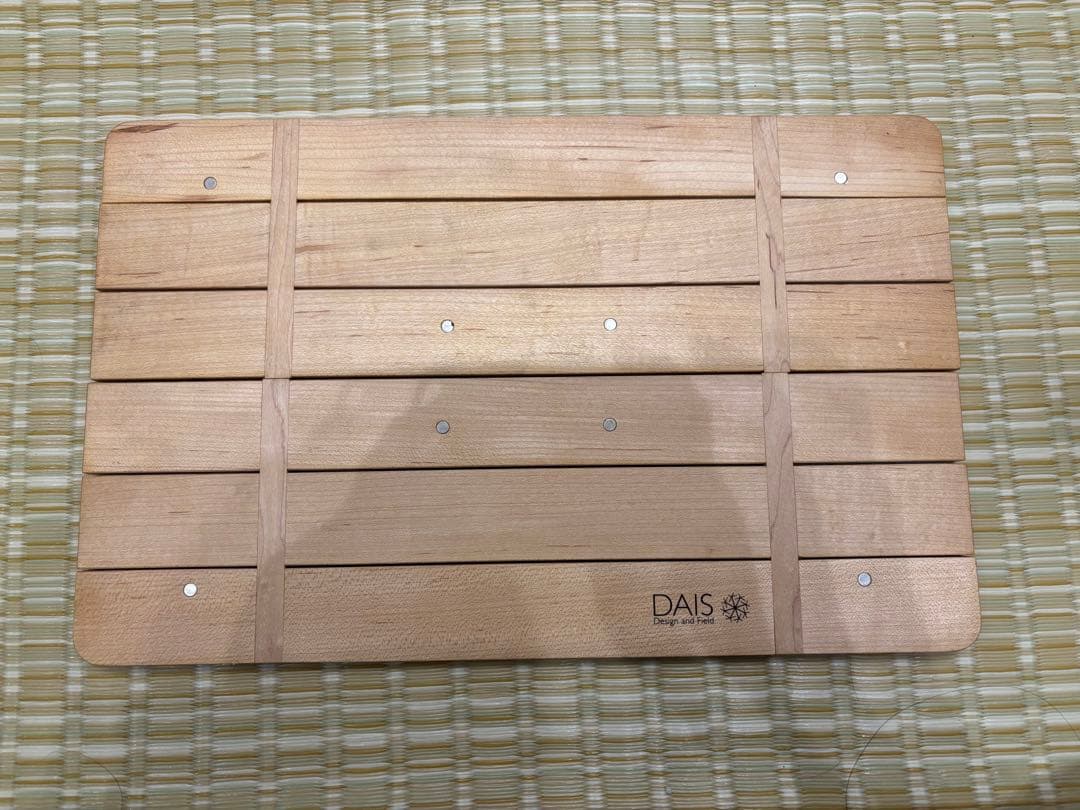 140 DAIS DECEMBER キャンプ　アウトドア　テーブル　折り畳み