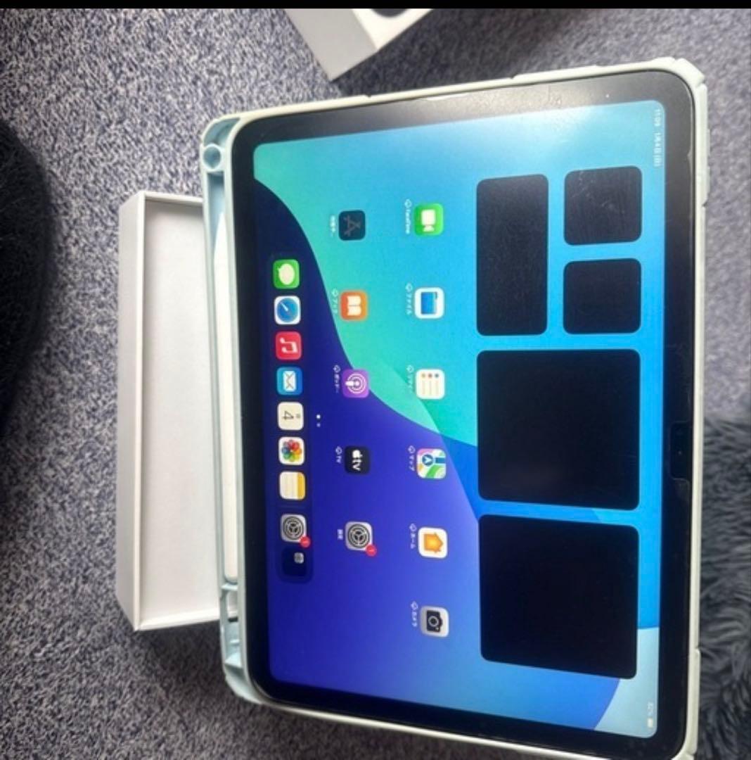 Apple iPad シルバー 本体10世代WiFiモデル 値下げ中