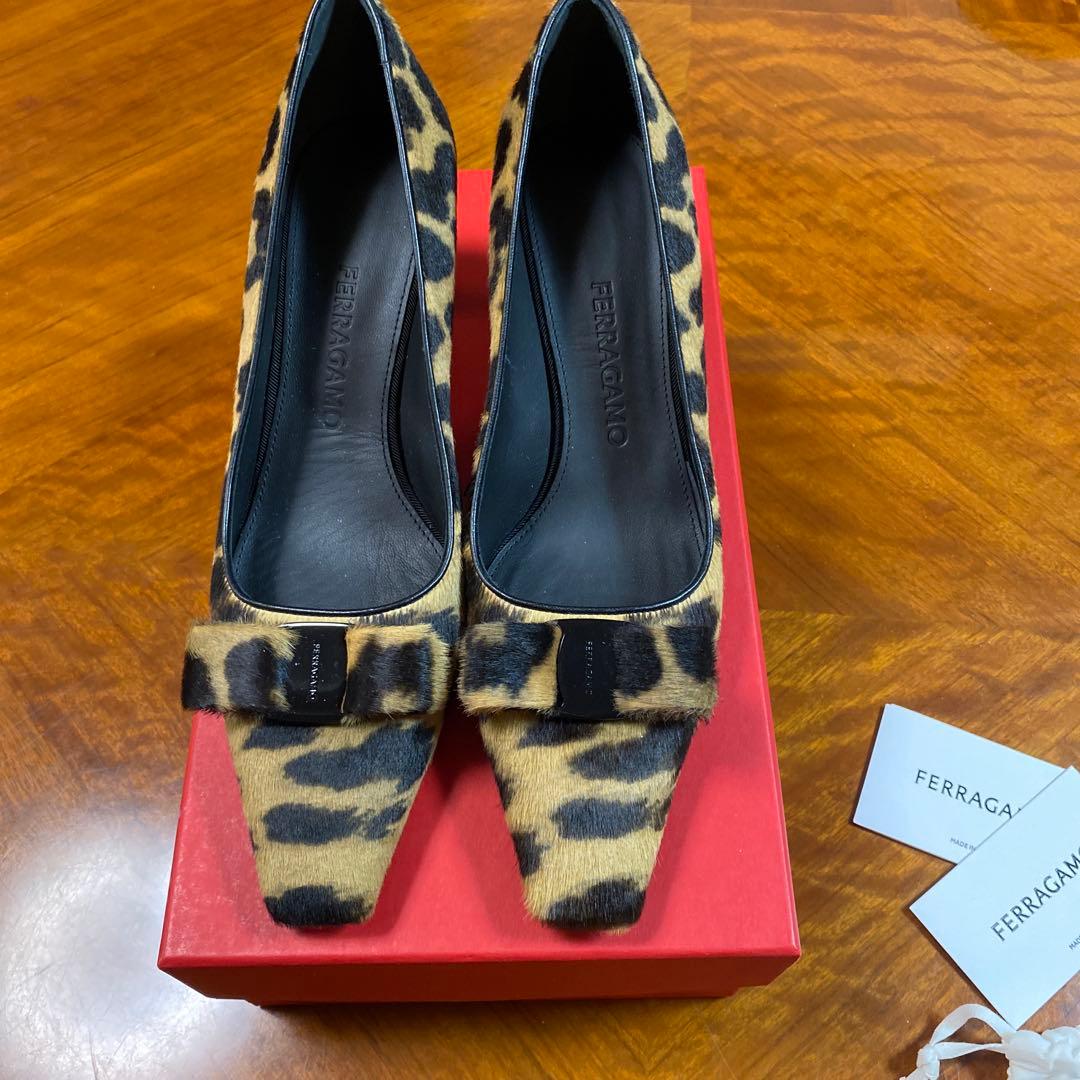 値下げしました❗️FERRAGAMO パンプス
