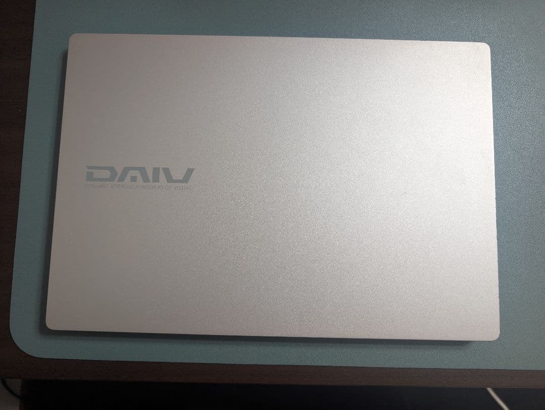 DAIV 4P Windows 11 Core i7 14型