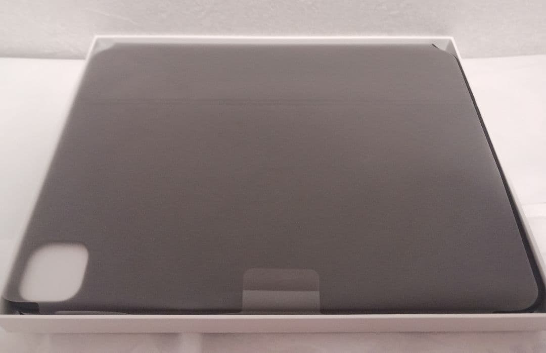 Apple MagicKeyboard 日本語配列　MXQT2J/A