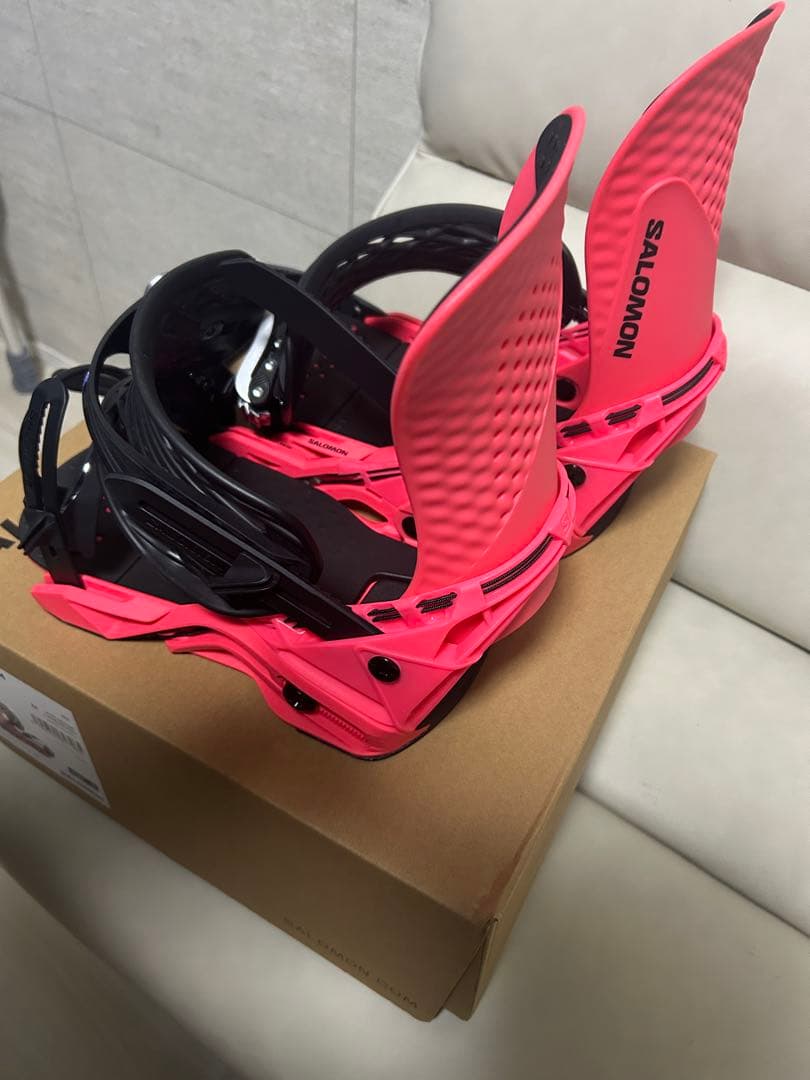 SALOMON HOLOGRAM ビンディング ピンク