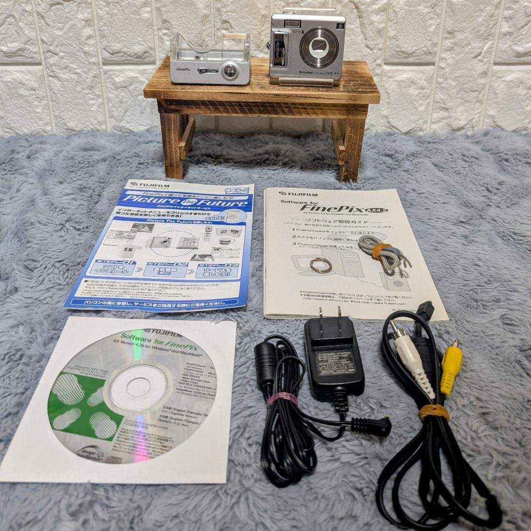 FUJIFILM　FinePix F440　コンデジ　付属品あり