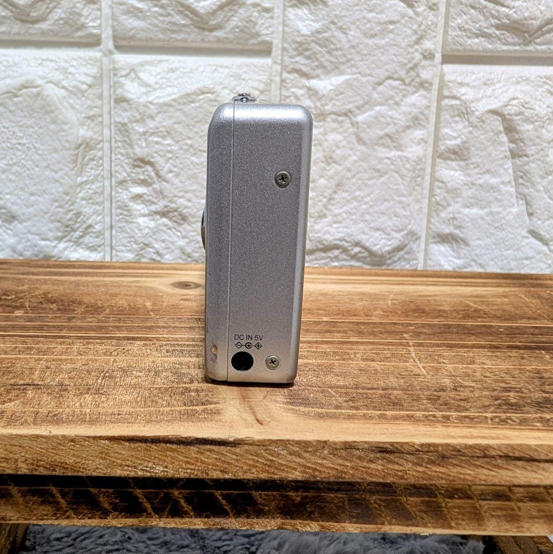 FUJIFILM　FinePix F440　コンデジ　付属品あり