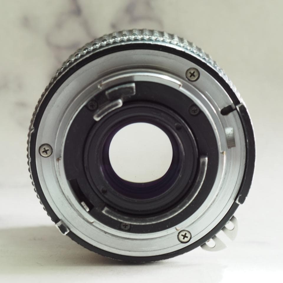 Nikon ニコン Ai-S Nikkor 24mm f2.8