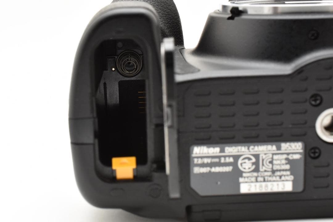 シャッター数6531 [美品 箱付] Nikon D5300 ダブルレンズキット