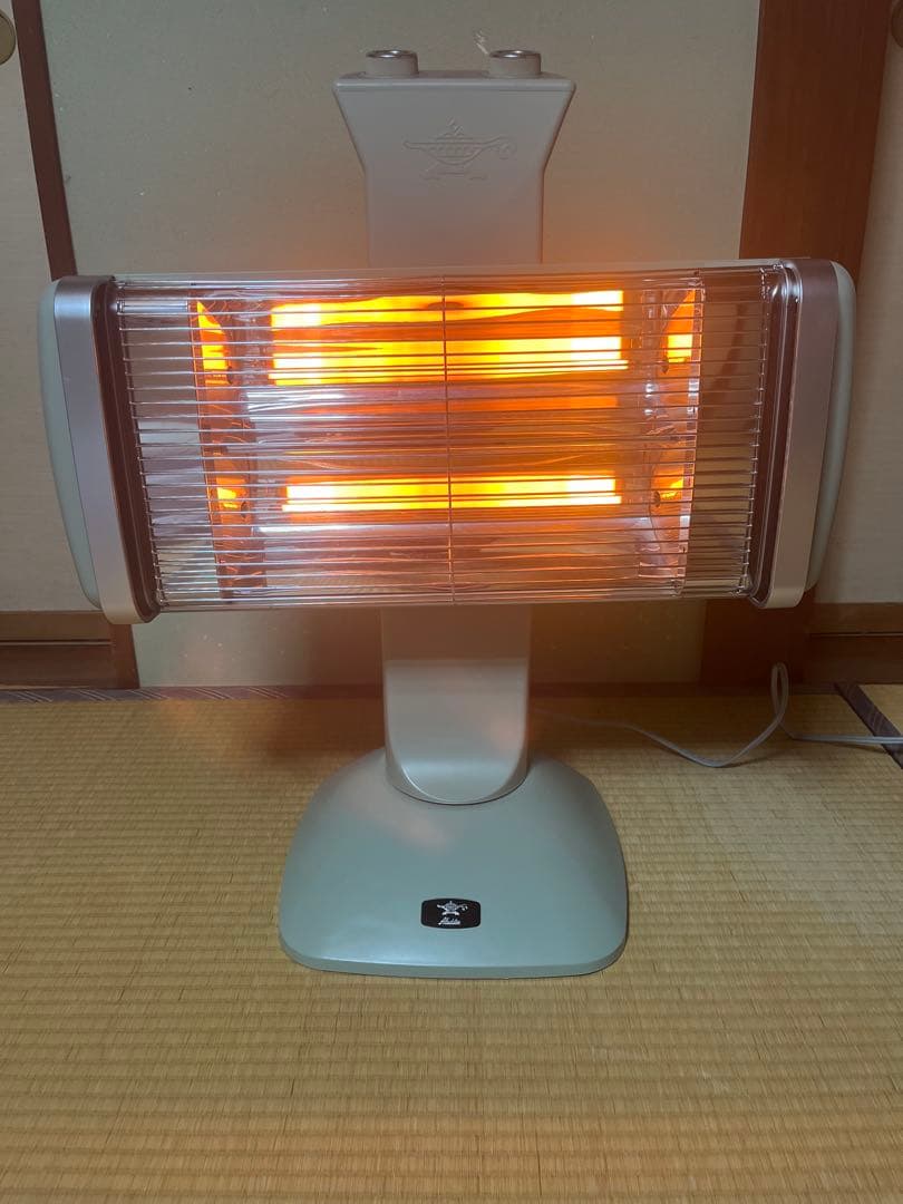 アラジン　　遠赤グラファイトヒーター 電気ストーブ　CAH-2G10A