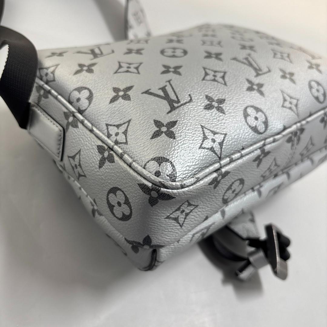 未使用/IC ルイヴィトン メッセンジャーPM シルバー ブラック モノグラム