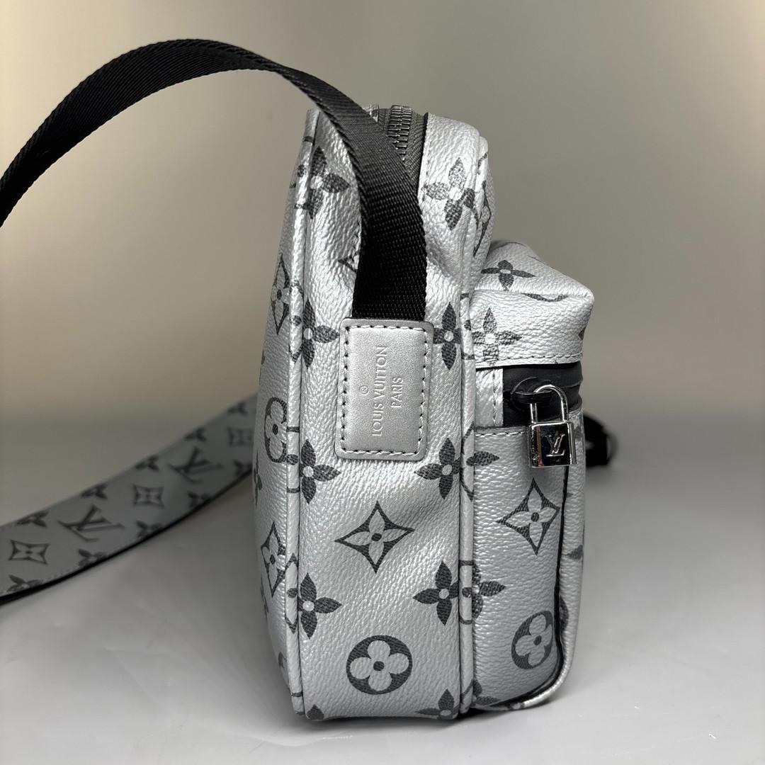 未使用/IC ルイヴィトン メッセンジャーPM シルバー ブラック モノグラム