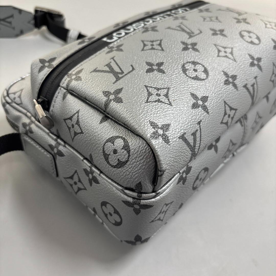 未使用/IC ルイヴィトン メッセンジャーPM シルバー ブラック モノグラム